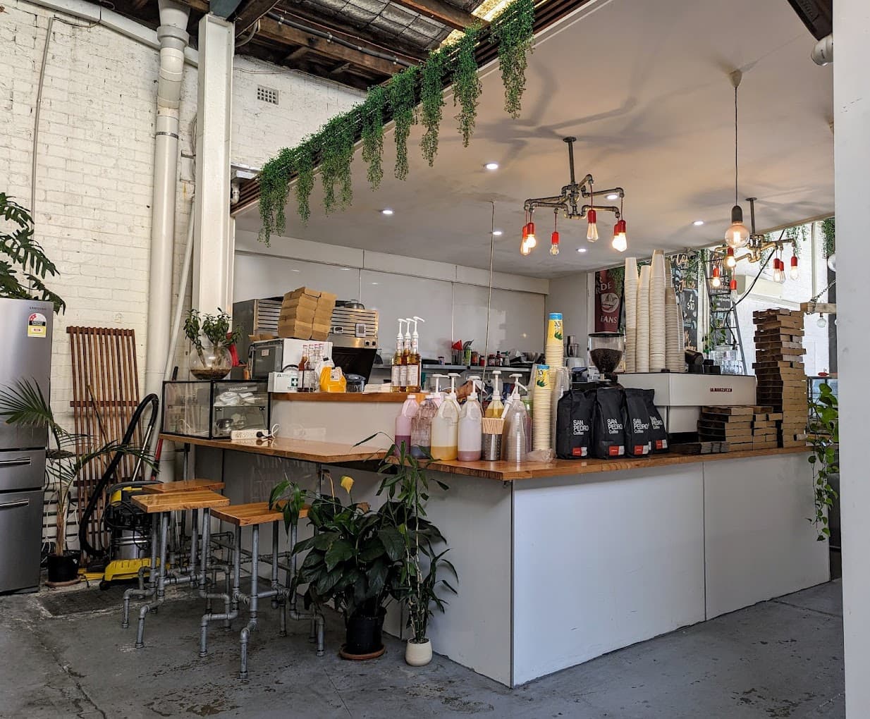 Amalfi Cafe and Coffee